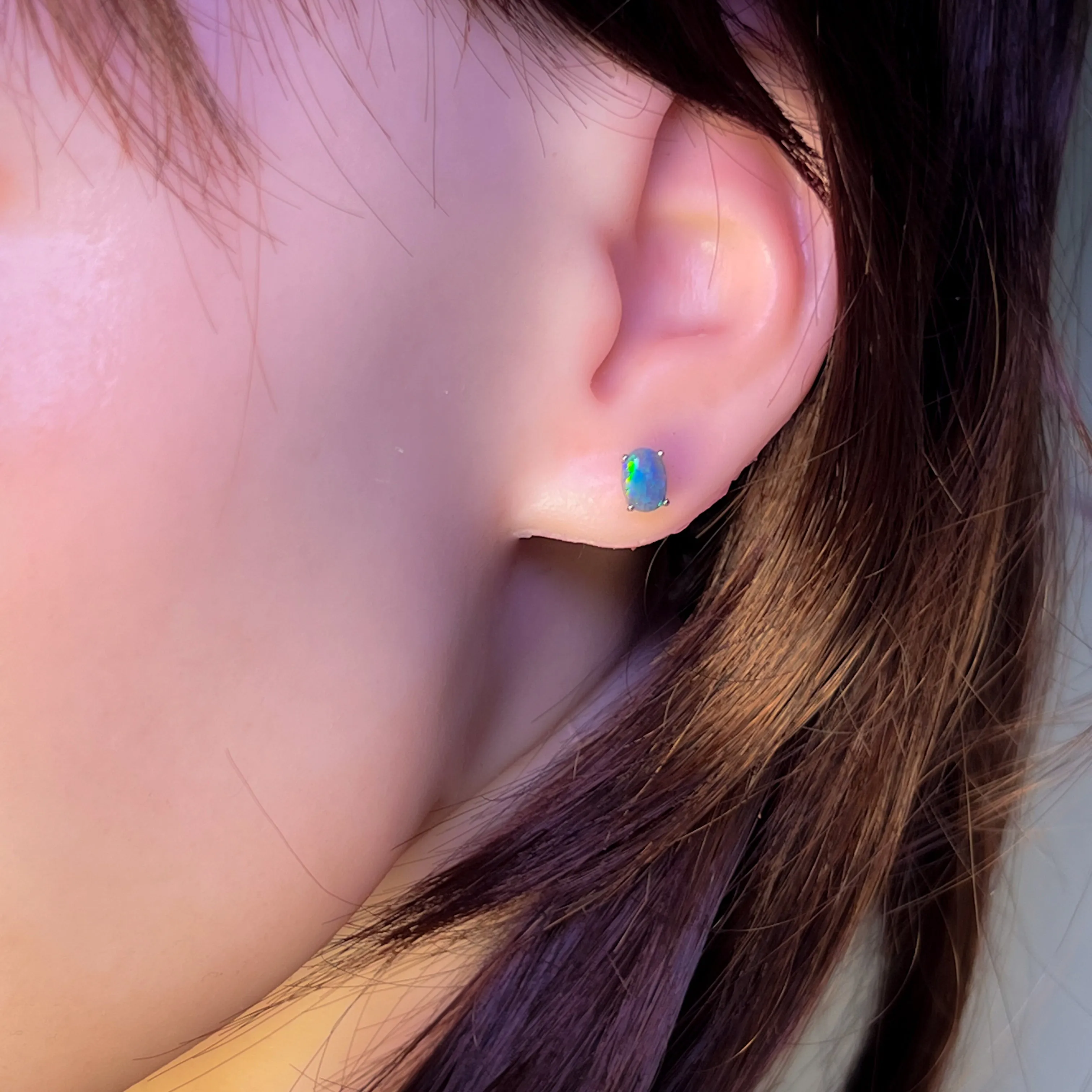 18kt pair of Black Opal Oval 1.16ct studs