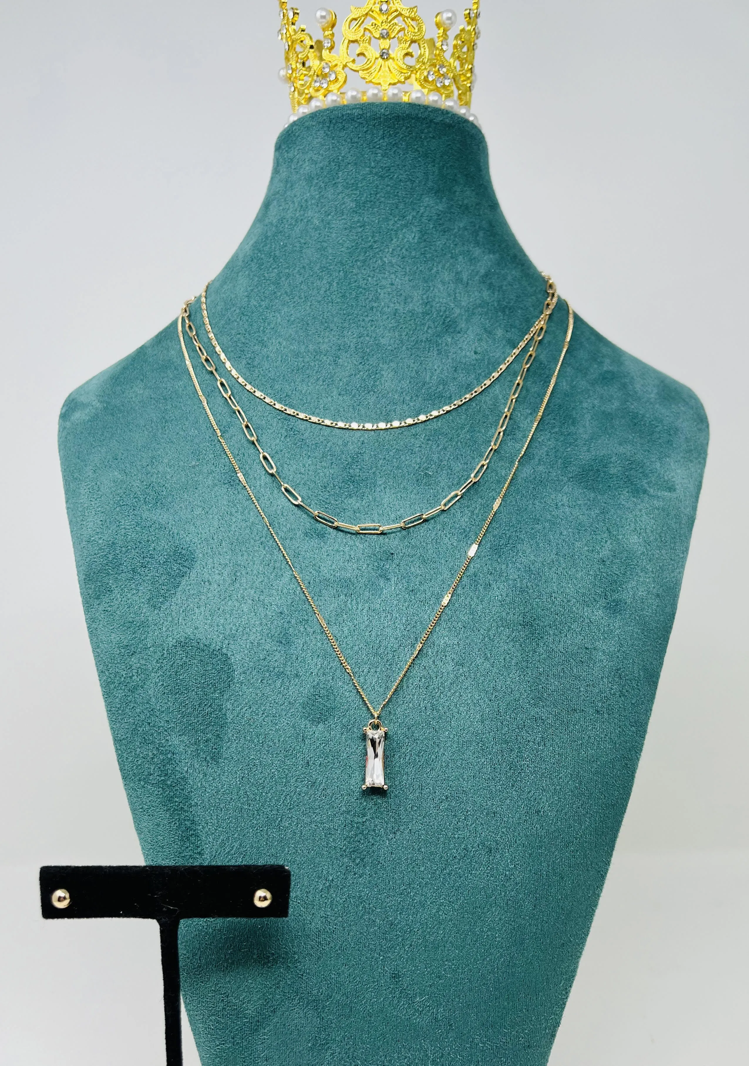 3 Layers of Chain w/crystal Bar Pendant