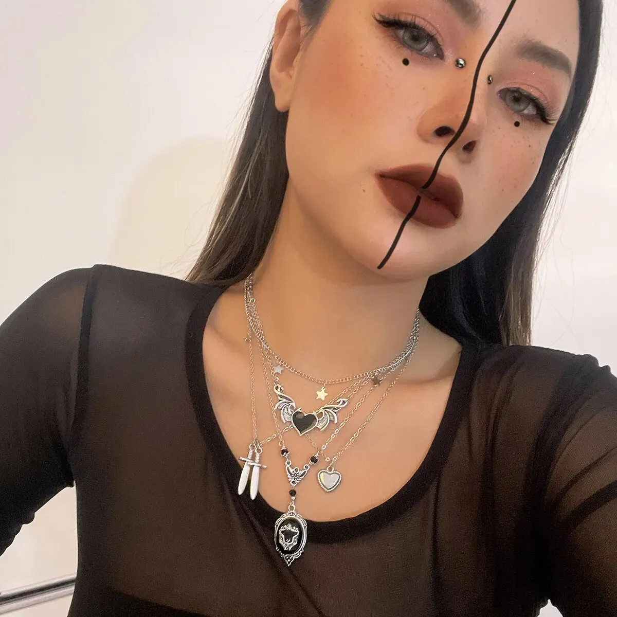 5Pcs/Set Goth Demon Wings Sword Black Heart Pendant Necklace for Women – Unique Silver Color Star Link Aesthetic Halloween Jewelry