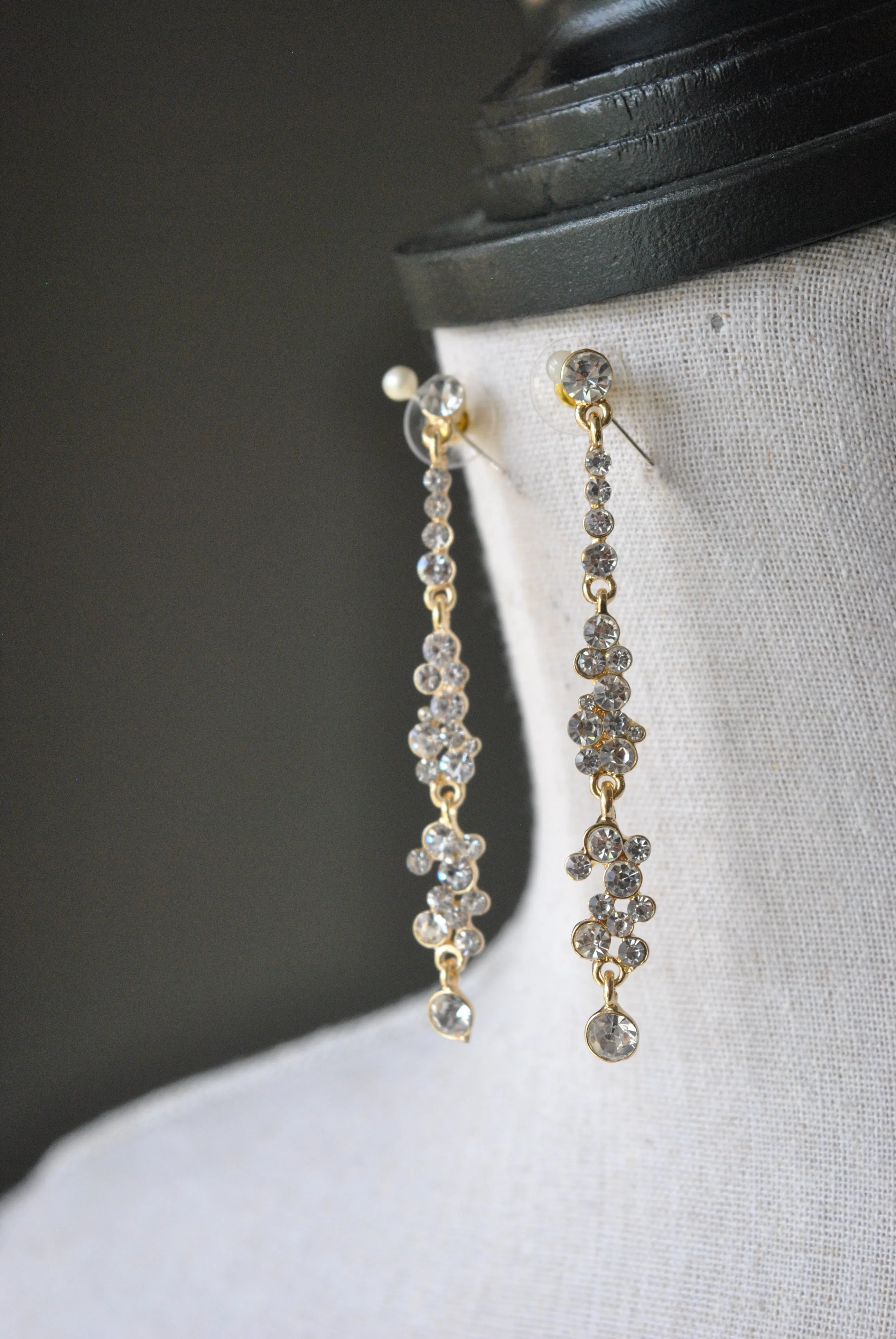 FASHION COLLECTION - CLEAR CRYSTALS ON GOLD DELICATE