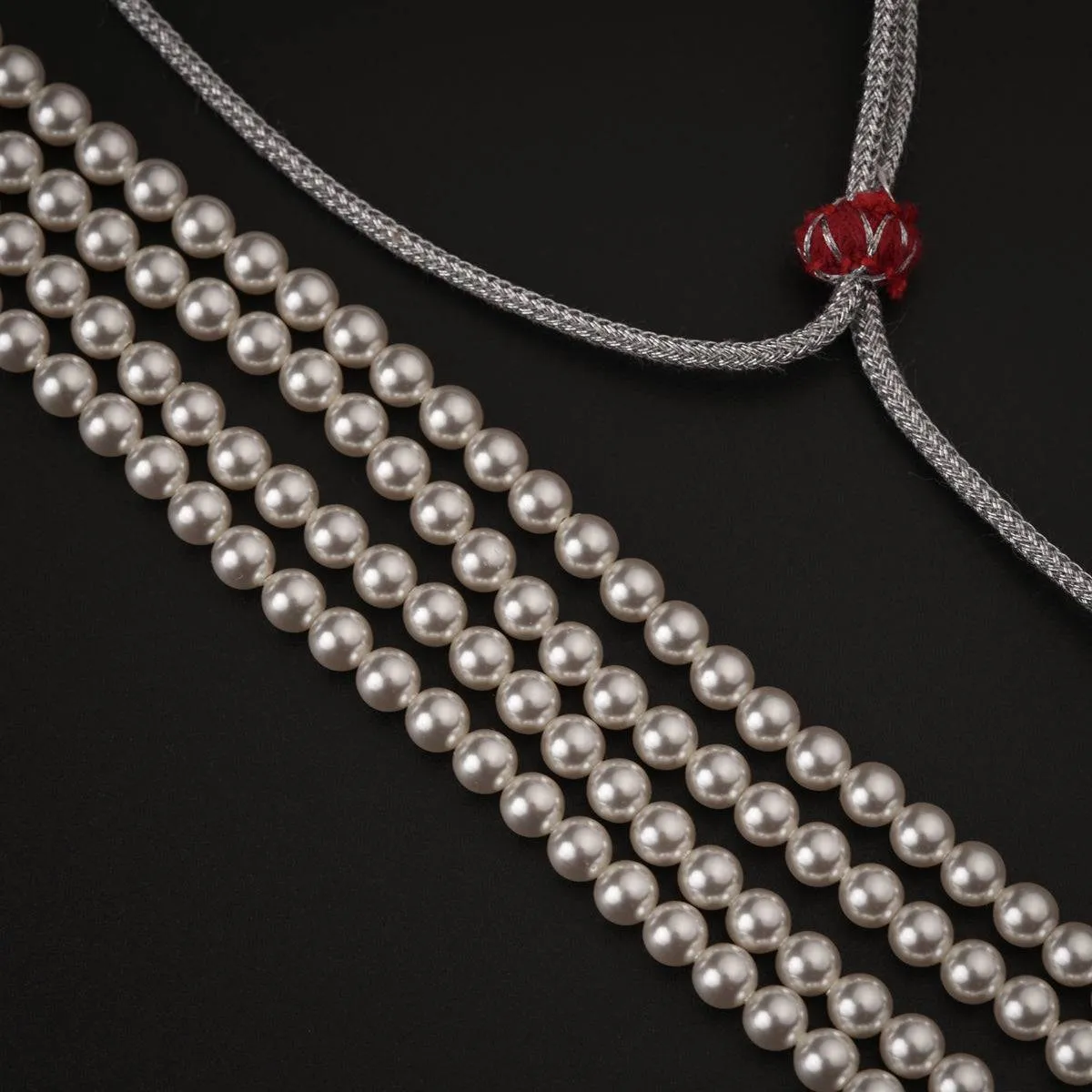 Four Layer Pearl Choker