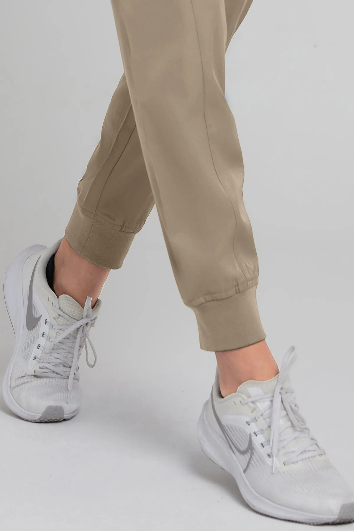 Hannah - Medichic Knit Waist Jogger XXS-5XL / Khaki