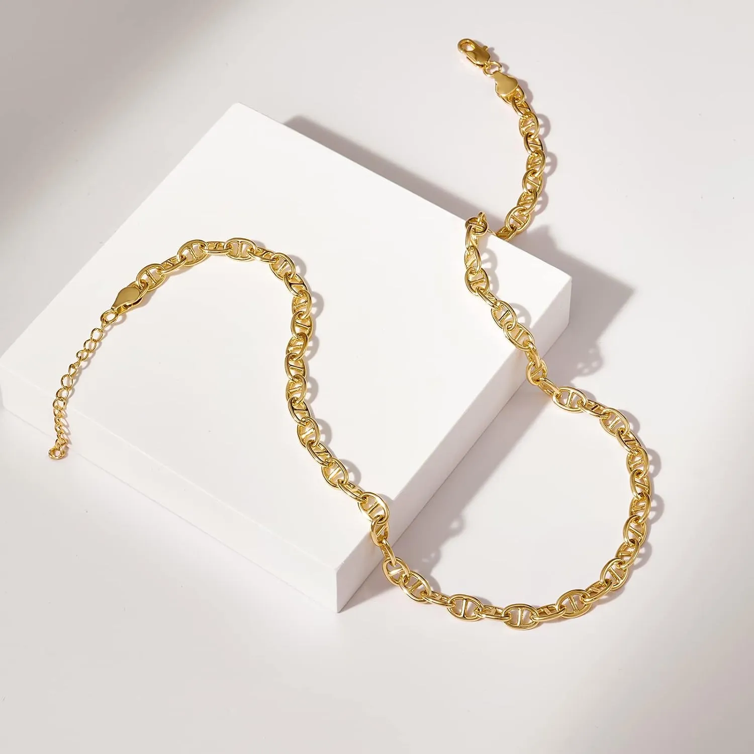 KissYan Gold Necklace for Women, 14K Gold Plated Dainty Chain Choker Chunky Figaro Snake Mariner Cuban Link Chains, Adjustable Trendy Necklaces Handmade Jewelry