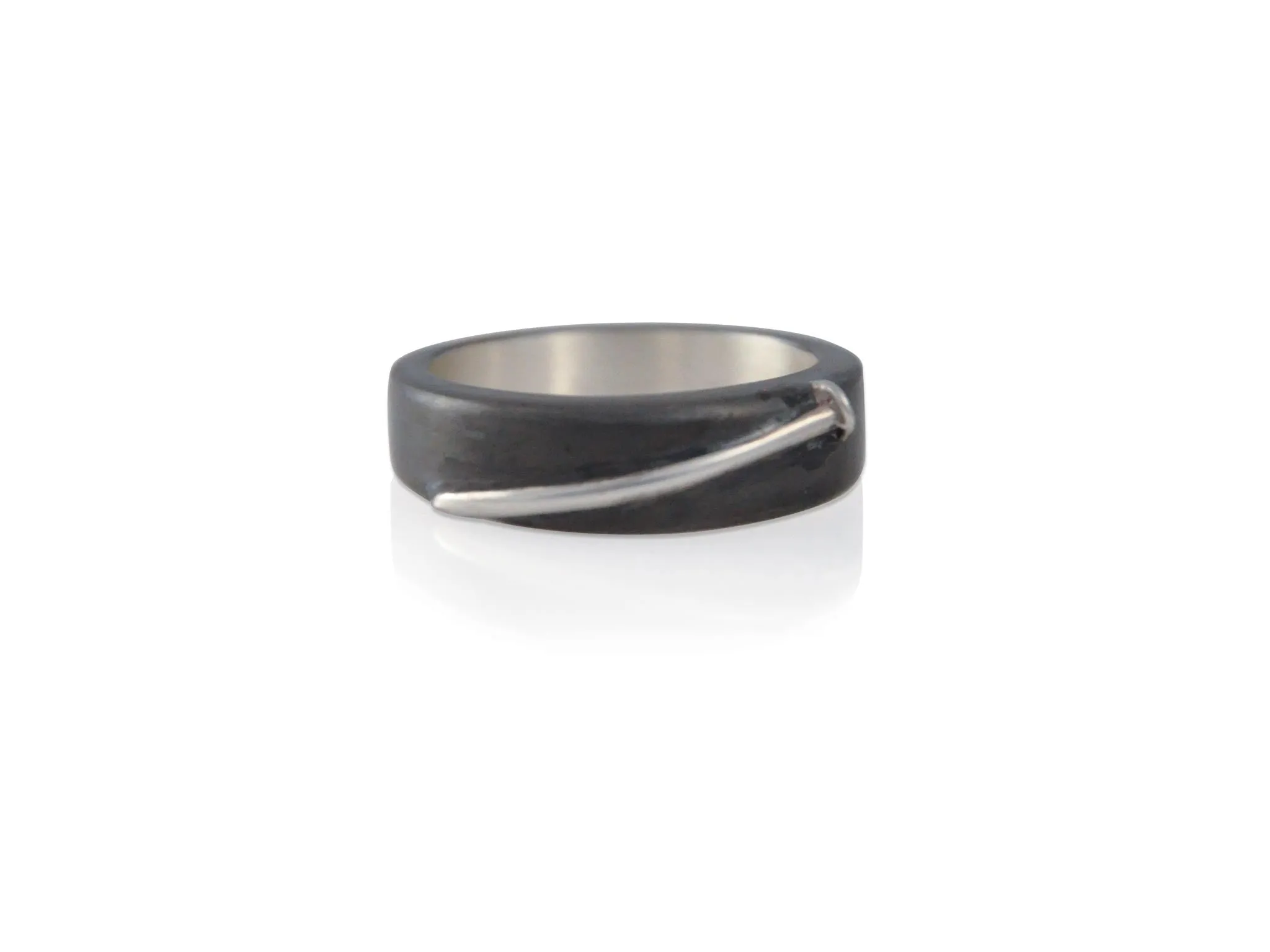 Nail Ring