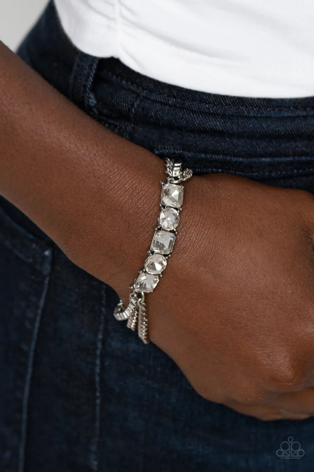 PAPARAZZI Tyrant Treasure - White Bracelet