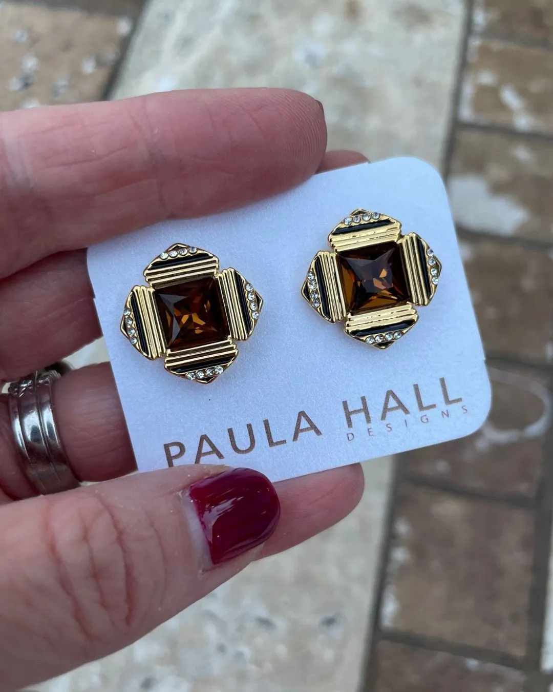 Scotch and Soda Studs in Bronze