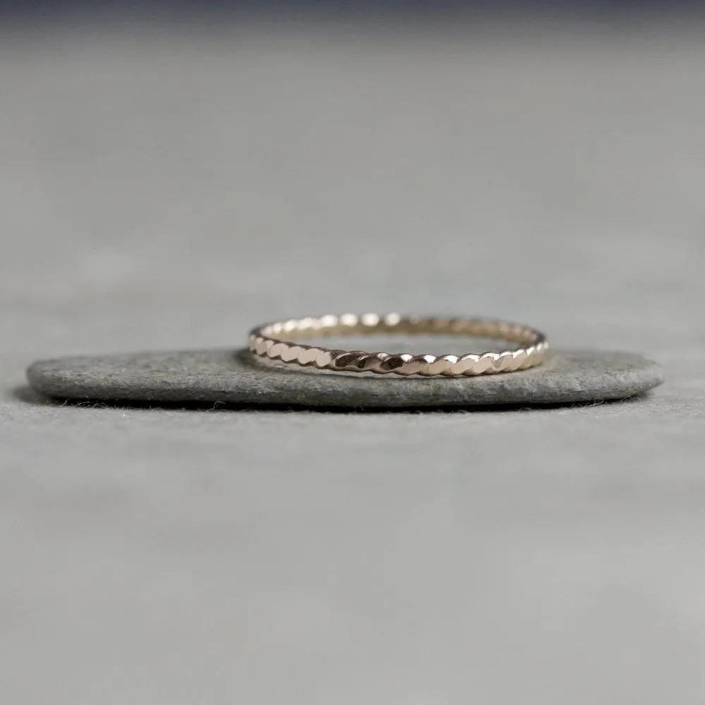 Simple Twist Band