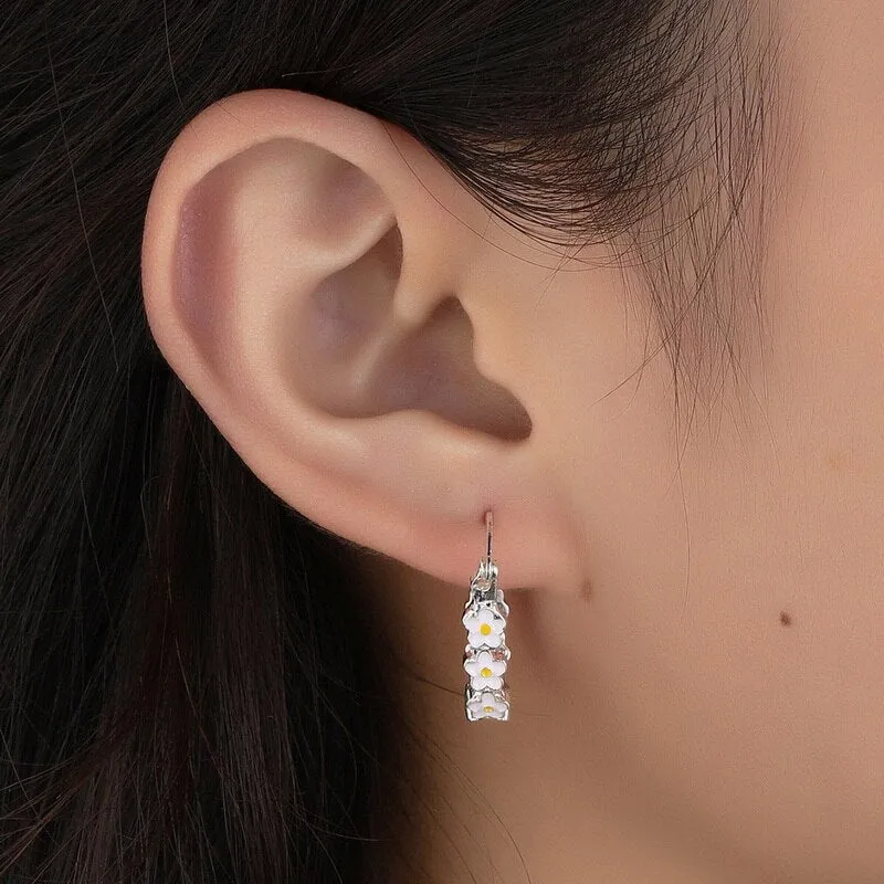 Vintage Daisy Round Hoop Earring For Women Delicate Korean Style Sweet