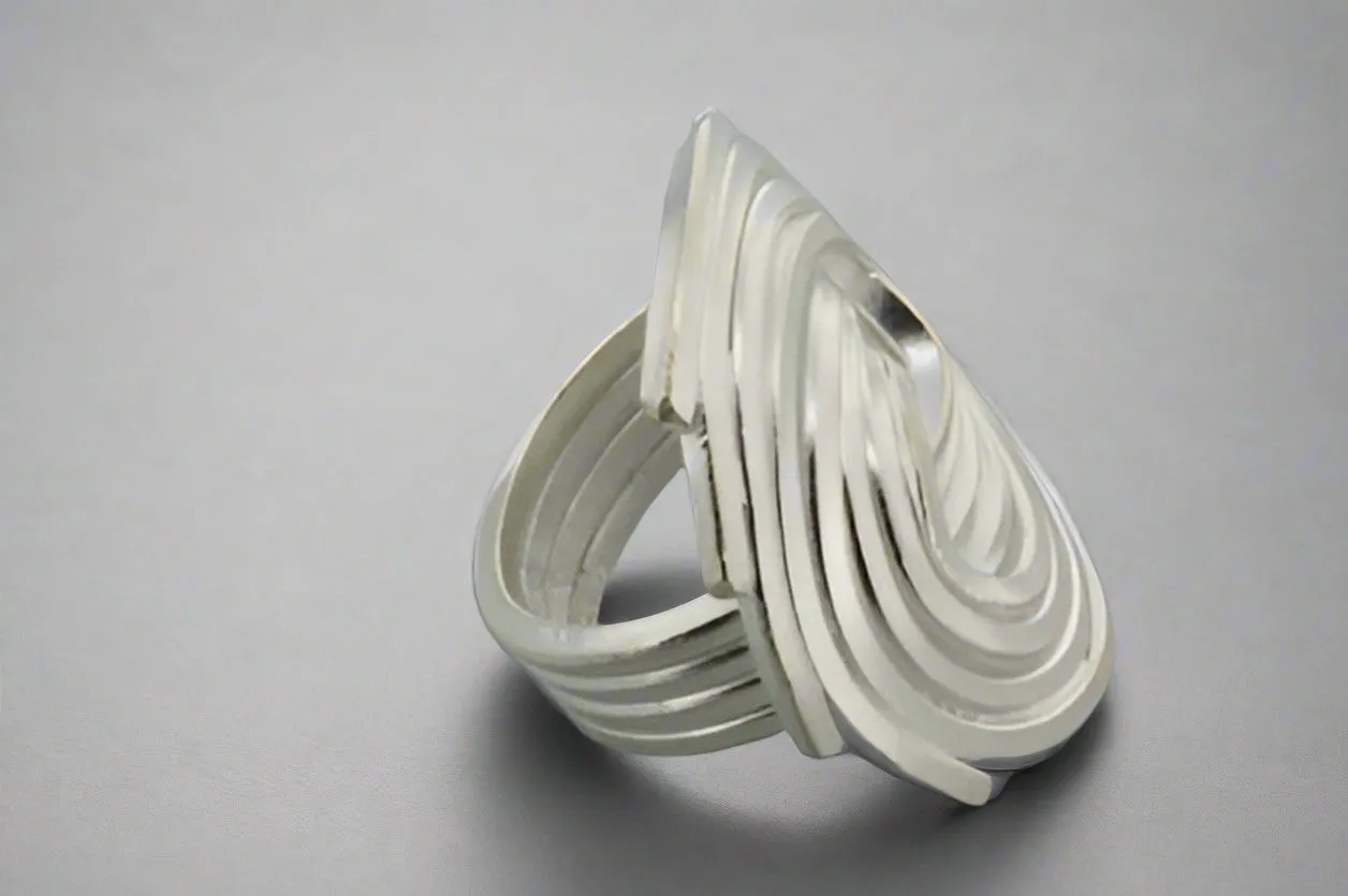 Vortex ring - pure silver